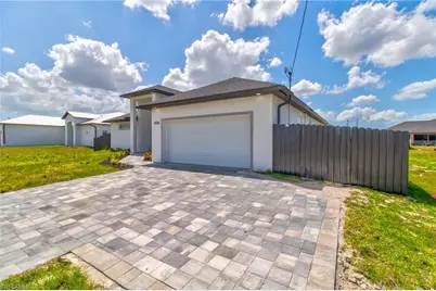 1026 Nelson Rd N, Cape Coral, FL 33993 - Photo 32