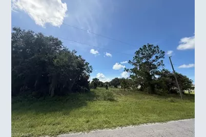 1345 Jabara Cir, Labelle, FL 33935 - Photo 2