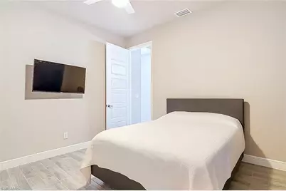 1014 Lockwood St, Labelle, FL 33935 - Photo 10