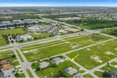 3223 SW 7th Ln, Cape Coral, FL 33991 - Photo 8