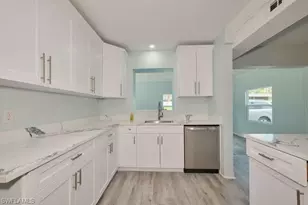 4370 Deleon St, Fort Myers, FL 33901 - Photo 12