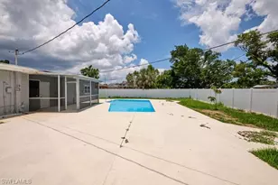 4370 Deleon St, Fort Myers, FL 33901 - Photo 42