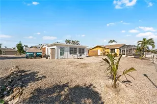 2444 Sycamore St, Saint James City, FL 33956 - Photo 8