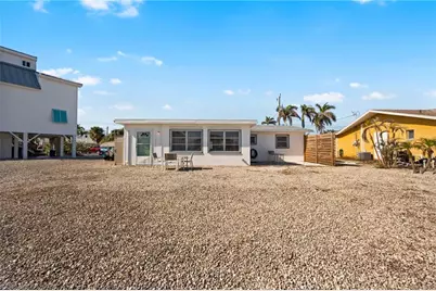 2444 Sycamore St, Saint James City, FL 33956 - Photo 14