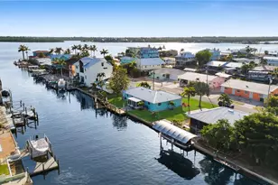 2758 Bruce St, Matlacha, FL 33993 - Photo 4