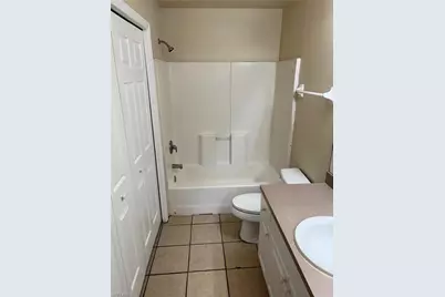 4758 28th St SW, Lehigh Acres, FL 33973 - Photo 4