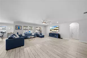 2805 SW 35th St, Cape Coral, FL 33914 - Photo 8