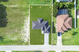 1739 NW 19th St, Cape Coral, FL 33993 - Photo 32