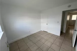 2452 Stella St, Fort Myers, FL 33901 - Photo 2