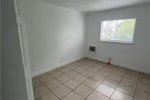 2452 Stella St, Fort Myers, FL 33901 - Photo 6