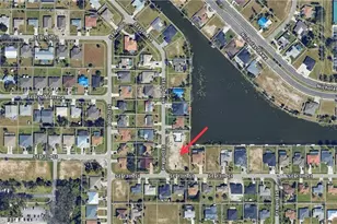 307 SE 13th St, Cape Coral, FL 33990 - Photo 1