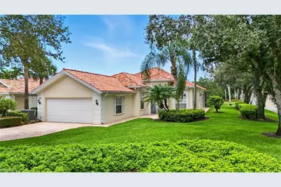 4017 Isla Ciudad Ct, Naples, FL 34109 - Photo 2
