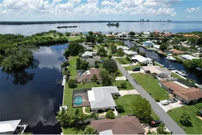 2182 Channel Way, North Fort Myers, FL 33917 - Photo 32