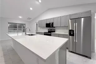 1423 NE 32nd Ln, Cape Coral, FL 33909 - Photo 2