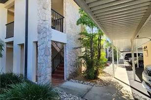4515 Country Club Blvd, Cape Coral, FL 33904 - Photo 4