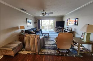 4515 Country Club Blvd, Cape Coral, FL 33904 - Photo 16