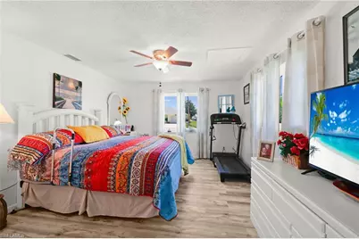 4517 Vinsetta Ave, North Fort Myers, FL 33903 - Photo 16