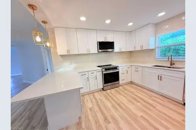 814 Victoria Dr, Cape Coral, FL 33904 - Photo 22