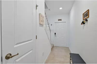 14245 Oviedo Pl, Fort Myers, FL 33905 - Photo 10