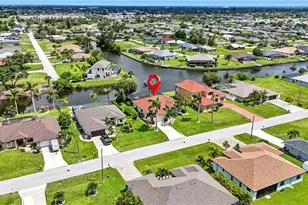 227 SW 28th Terrace, Cape Coral, FL 33914 - Photo 2