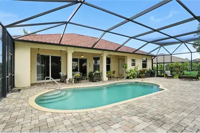 227 SW 28th Ter, Cape Coral, FL 33914 - Photo 4