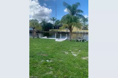 2214 SE 14th Ter, Cape Coral, FL 33990 - Photo 20