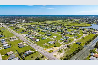 2011 Andalusia Blvd, Cape Coral, FL 33909 - Photo 6