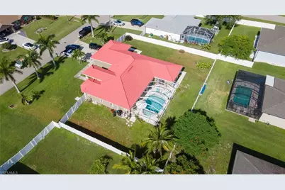 1817 SW 22nd Ter, Cape Coral, FL 33991 - Photo 6