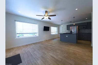 1915 Llewellyn Dr, Fort Myers, FL 33901 - Photo 4