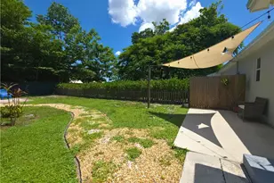 1915 Llewellyn Dr, Fort Myers, FL 33901 - Photo 16