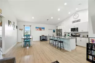 9048 Lamkin Cir, Labelle, FL 33935 - Photo 4