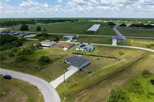 9048 Lamkin Cir, Labelle, FL 33935 - Photo 24