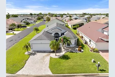 3820 Ponytail Palm Ct, North Fort Myers, FL 33917 - Photo 2