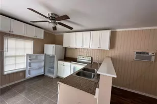 2131 Canal St, Fort Myers, FL 33901 - Photo 4