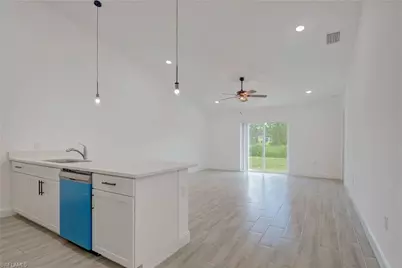 849/851 Bedford Dr, Lehigh Acres, FL 33974 - Photo 16