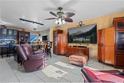 2816 NE 5th Pl, Cape Coral, FL 33909 - Photo 10