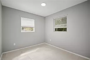 75 Cypress St, North Fort Myers, FL 33903 - Photo 12