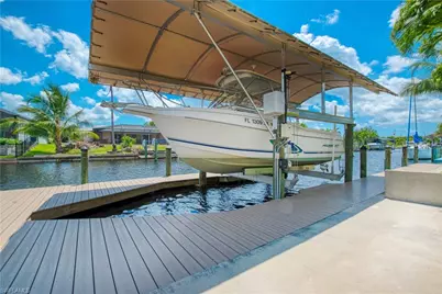 1826 SE 15th Ter, Cape Coral, FL 33990 - Photo 40