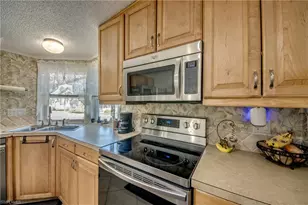 7230 Drum Dr, Saint James City, FL 33956 - Photo 12