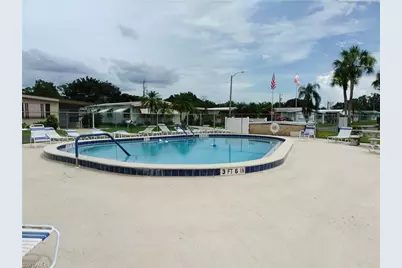 2731 Breezewood Dr, North Fort Myers, FL 33917 - Photo 20