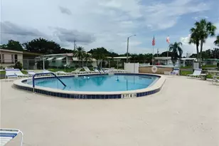 2731 Breezewood Dr, North Fort Myers, FL 33917 - Photo 20