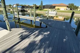 26 SE 13th Ave, Cape Coral, FL 33990 - Photo 10