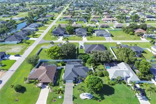 1726 SW 21st St, Cape Coral, FL 33991 - Photo 6