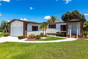 10716 Timber Pines Ct, North Fort Myers, FL 33903 - Photo 2