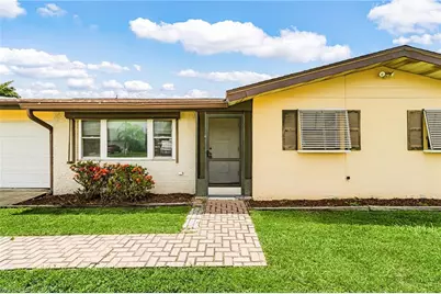 4555 Vinsetta Ave, North Fort Myers, FL 33903 - Photo 2