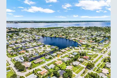 4555 Vinsetta Ave, North Fort Myers, FL 33903 - Photo 26
