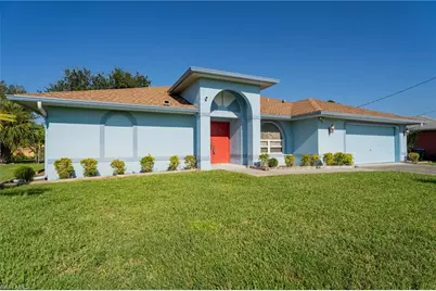 824 SE 3rd Pl, Cape Coral, FL 33990 - Photo 2