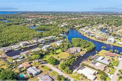1182 Betmar Blvd, North Fort Myers, FL 33903 - Photo 32