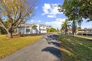 1182 Betmar Blvd, North Fort Myers, FL 33903 - Photo 12