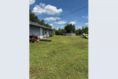 2252 11th Ct, Lehigh Acres, FL 33936 - Photo 10